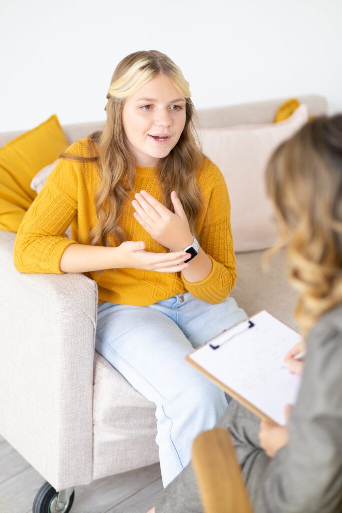 Teenage girl recovering from binge eating disorder at our Los Angeles CA treatment center